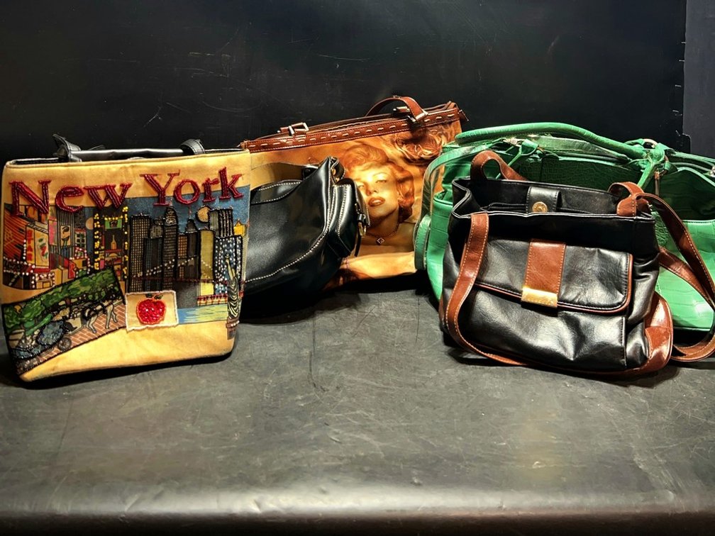 5 Women’s Handbags, Mixed Brands