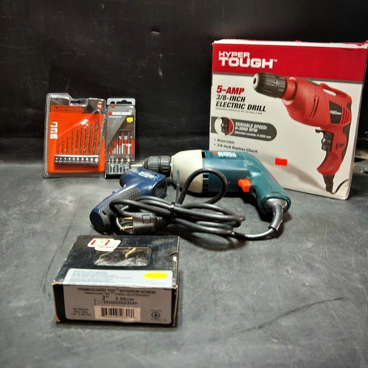 Hyper Tough Drill, Black+Decker Drill & Bits Set