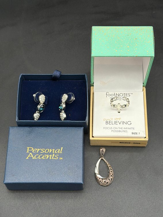 Sterling Jewelry Lot: Earrings, Pendant, Ring