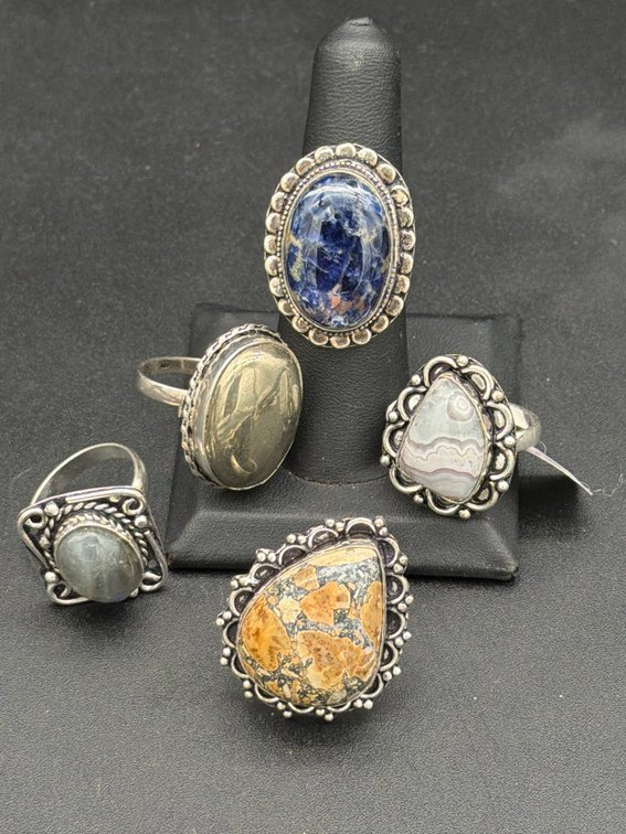 (5) Modern China 925 Silver Gemstone Rings