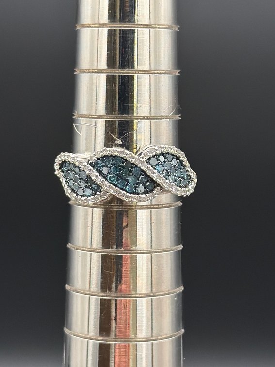 925 Silver Ring with Blue and White Stones, Size 7