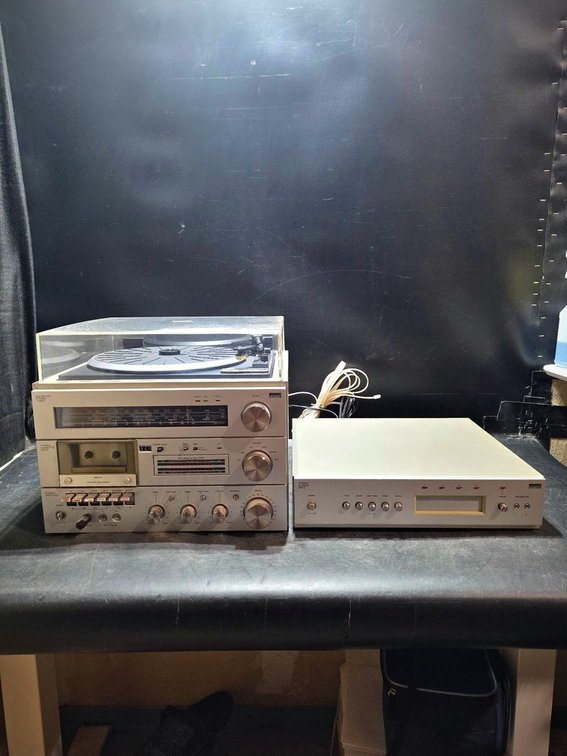 Montgomery Ward Stereo Turntable Receiver Set