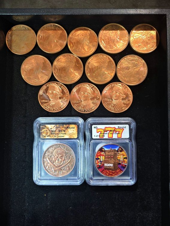 9 Liberty Copper and 3 Christmas Rounds
