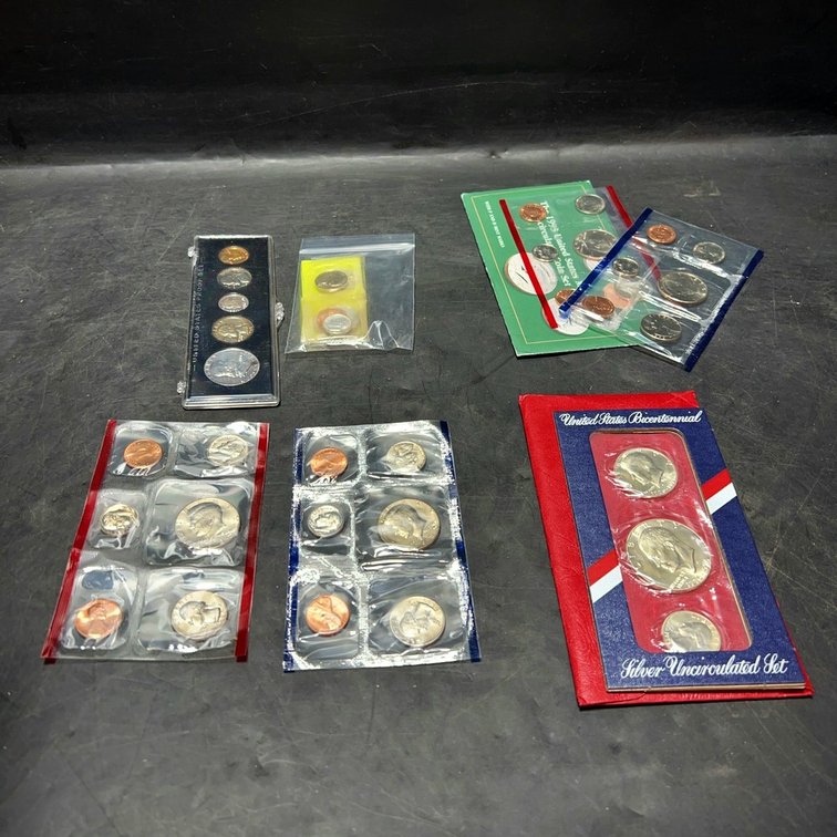 US Mint Proof and Uncirculated Coin Sets Lot