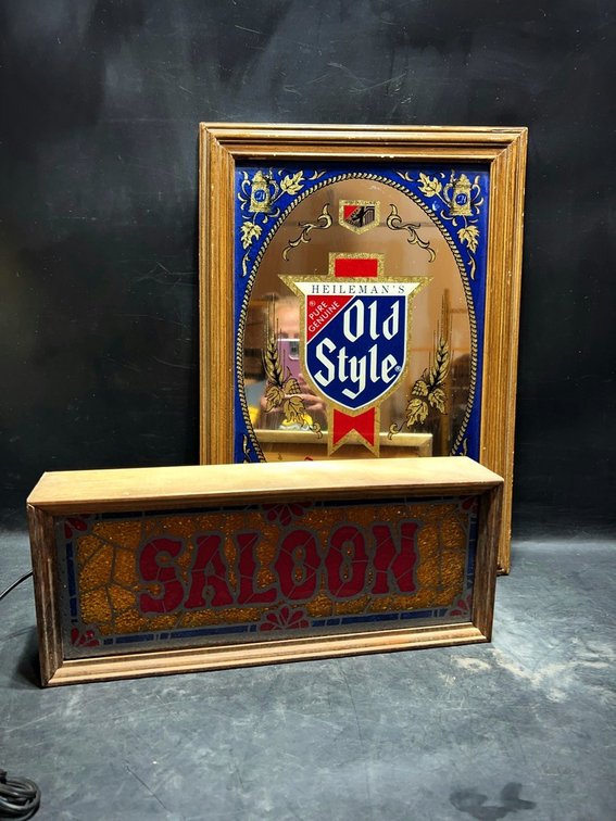 Saloon Light Sign and Heileman's Old Style Mirror
