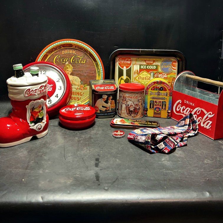 Coca-Cola Collectibles Lot, Trays, Clock, Tins