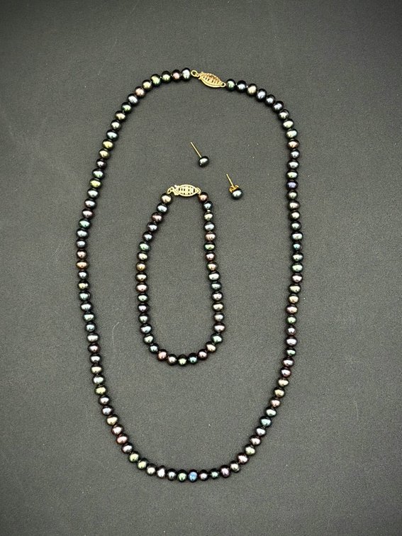 Black Pearl Jewelry Set with 14K Gold Clasps