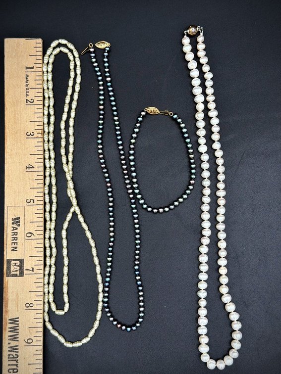 Freshwater Pearl Necklaces, 4 Pieces