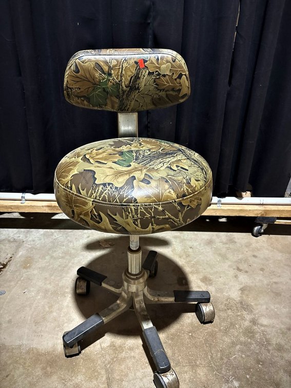 Camo Adjustable Rolling Chair
