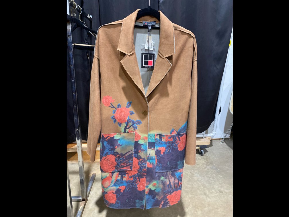Carré Noir size XS painted coat 