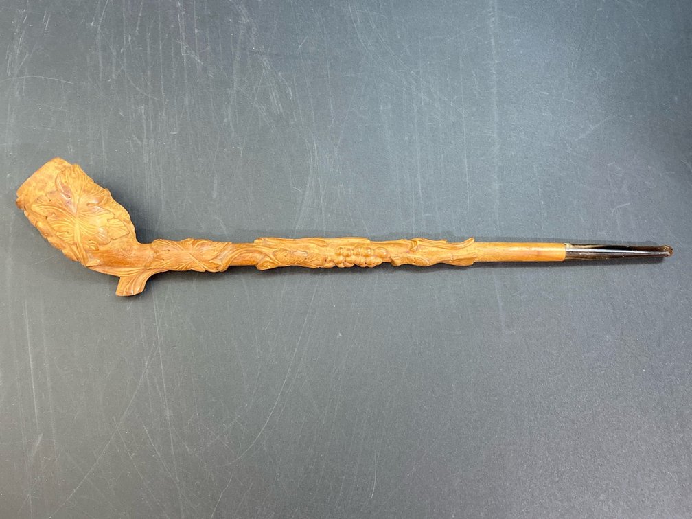 Handcarved wooden pipe 
