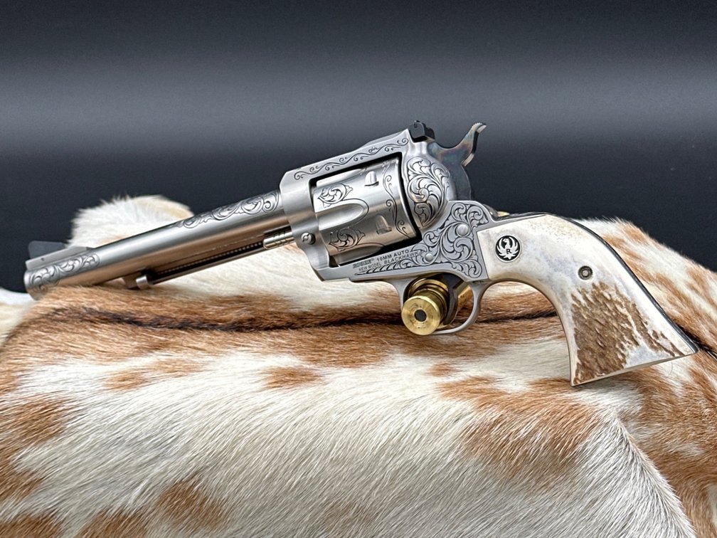 Ruger Blackhawk 10mm/.40, Hand Engraved