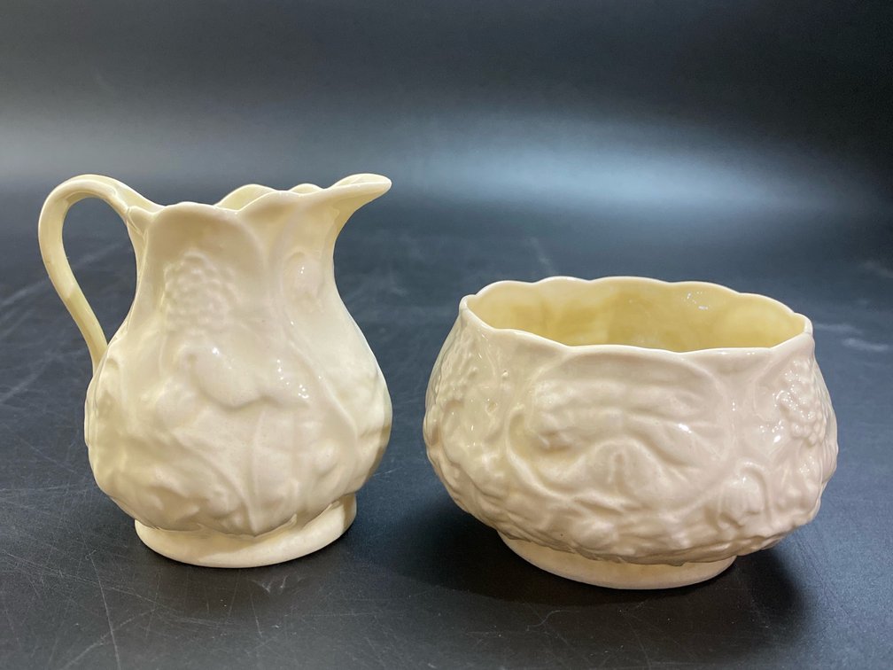 Belleek Creamer and sugar bowl Lotus pattern
