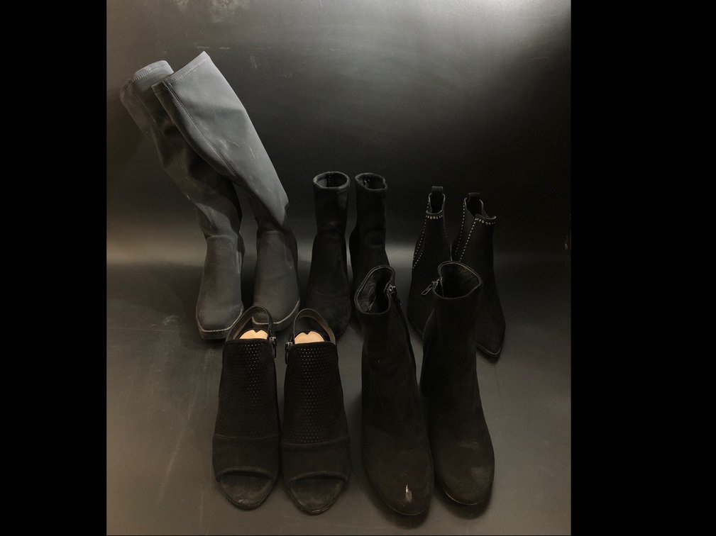 Women’s heeled shoes sizes 6M,5.5M, 6,