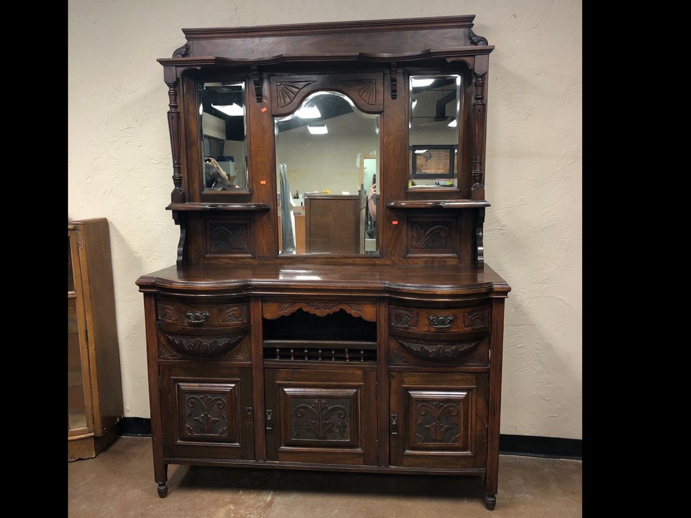 Carved Solid Wood Hutch
