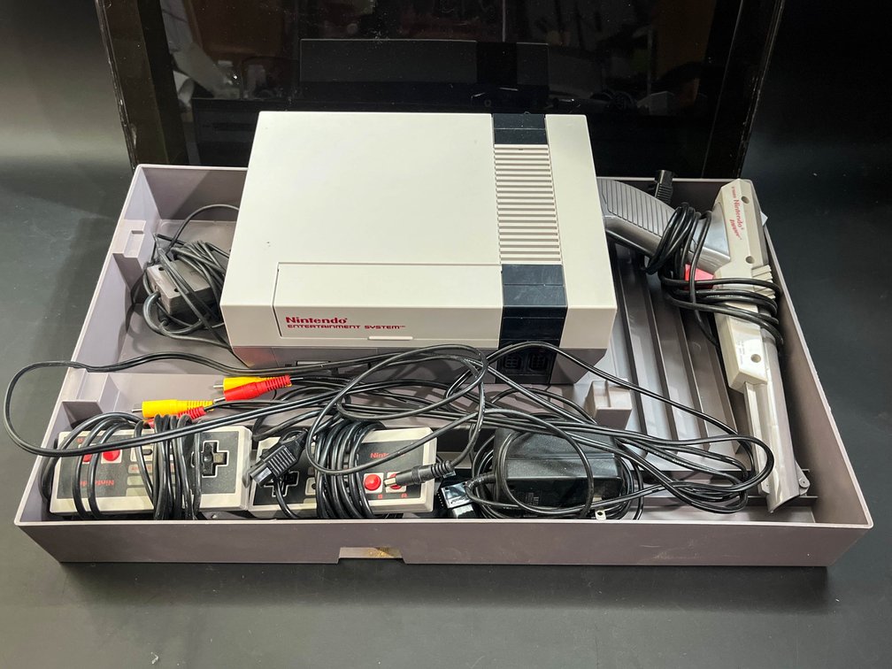 Nintendo NES with Zapper and Controllers