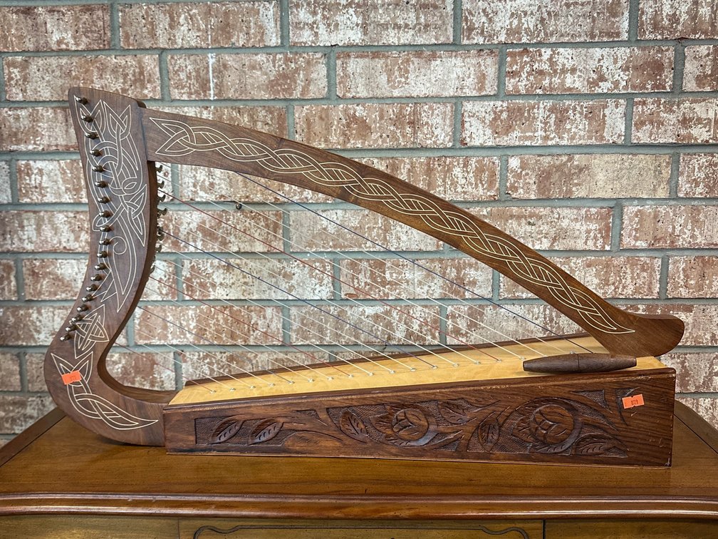 Carved Wood 19-String Pixie Harp