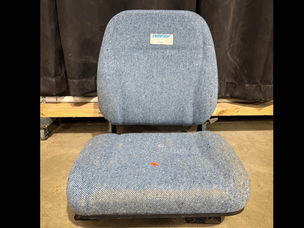Fabriform car seat 19”x19”x23”
