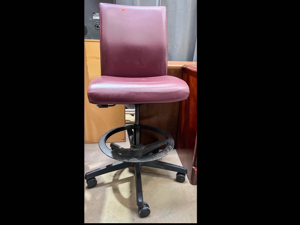 Office chair 18”x18” adjustable height 