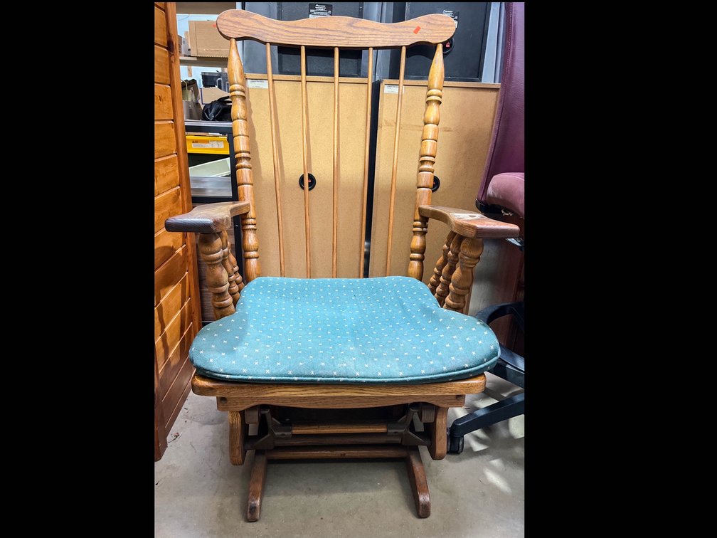 Wooden glider chair 25”x26”x42”