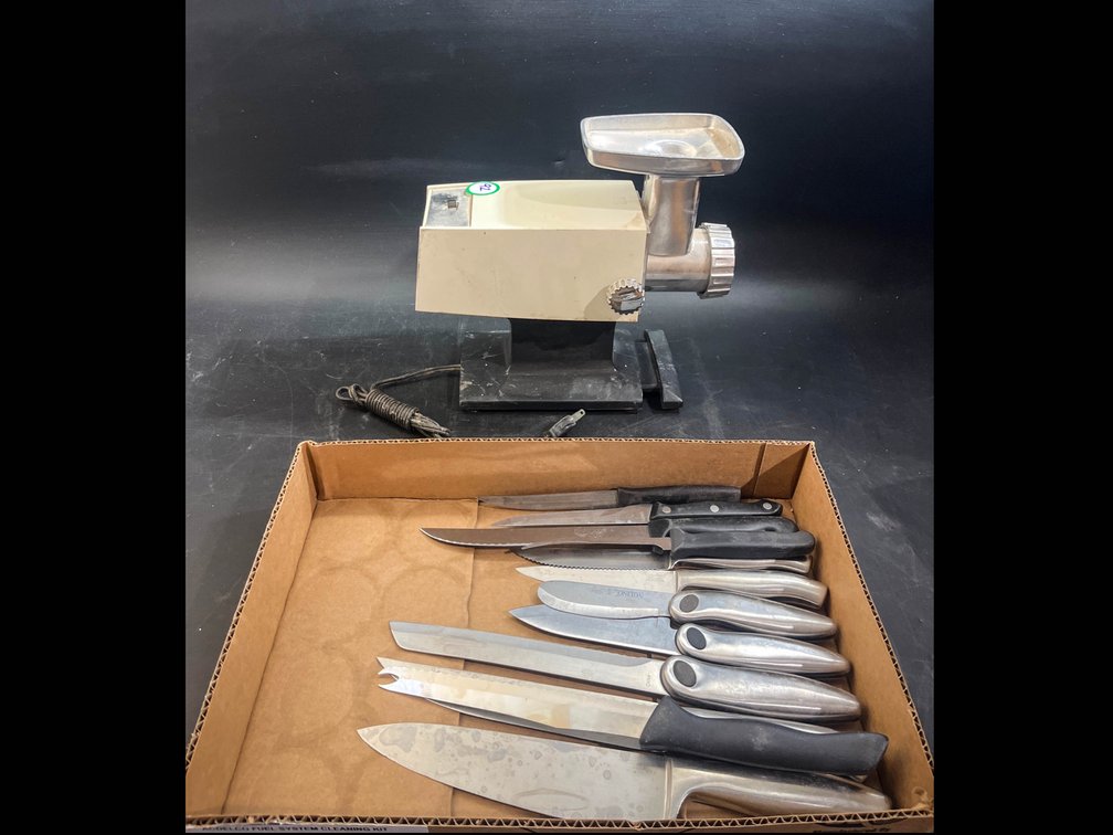 Rival Grind-O-Matic, with Knives 