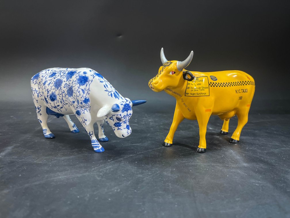 CowParade collectable cow figurines 