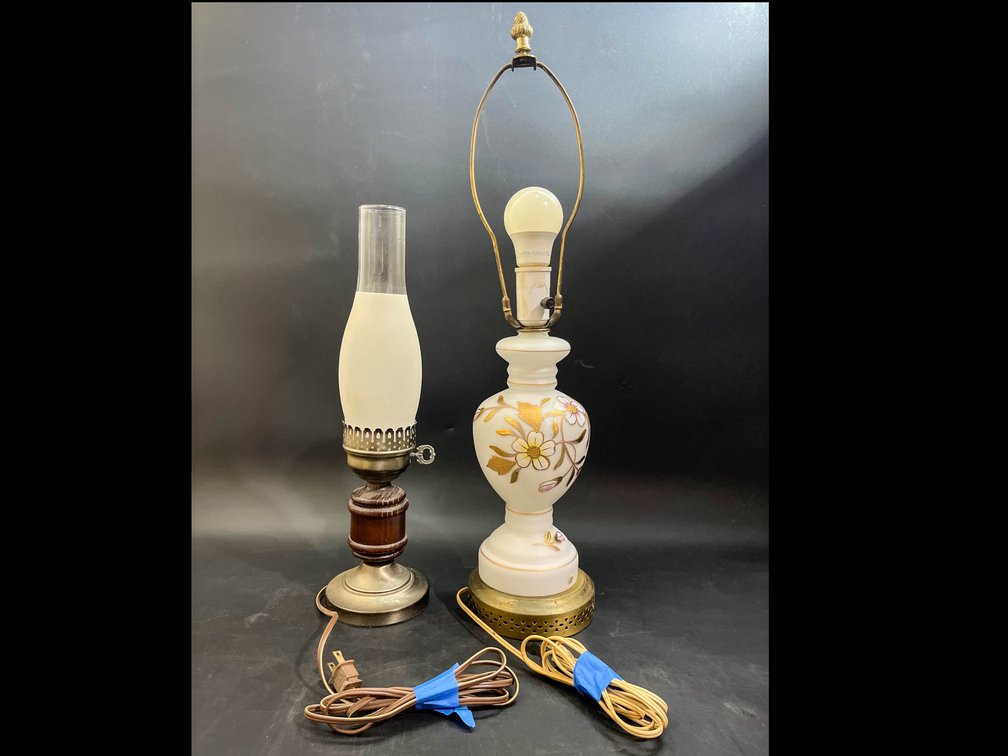Two vintage lamps 17” & 24” 