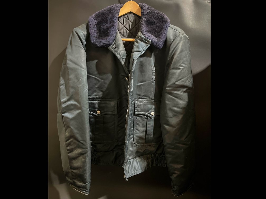 Medium sized bomber style jacket 