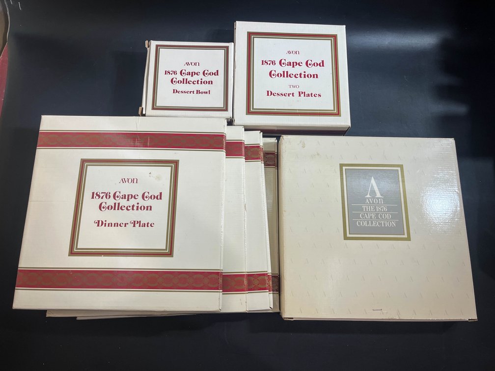 Avon 1876 cape cod collection, dessert bowl, 2 dessert plates, 4 dinner plates, and pie plate server