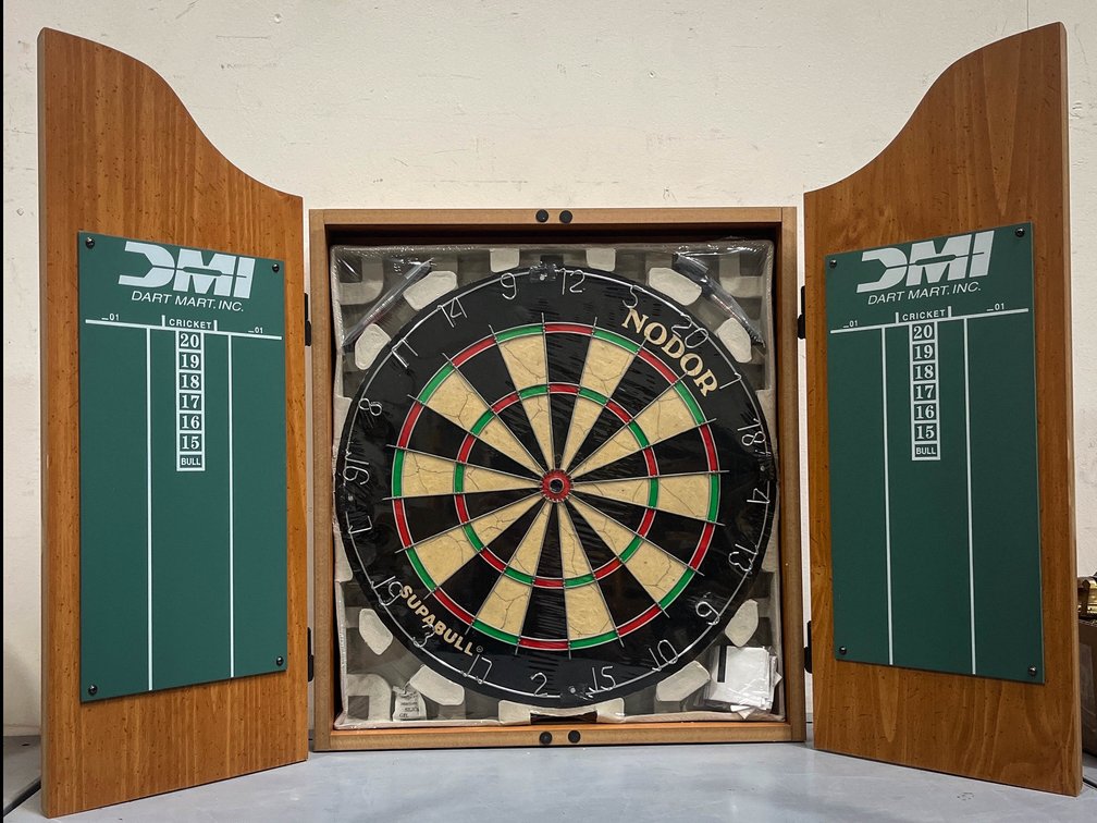 DMI Nodor dartboard set