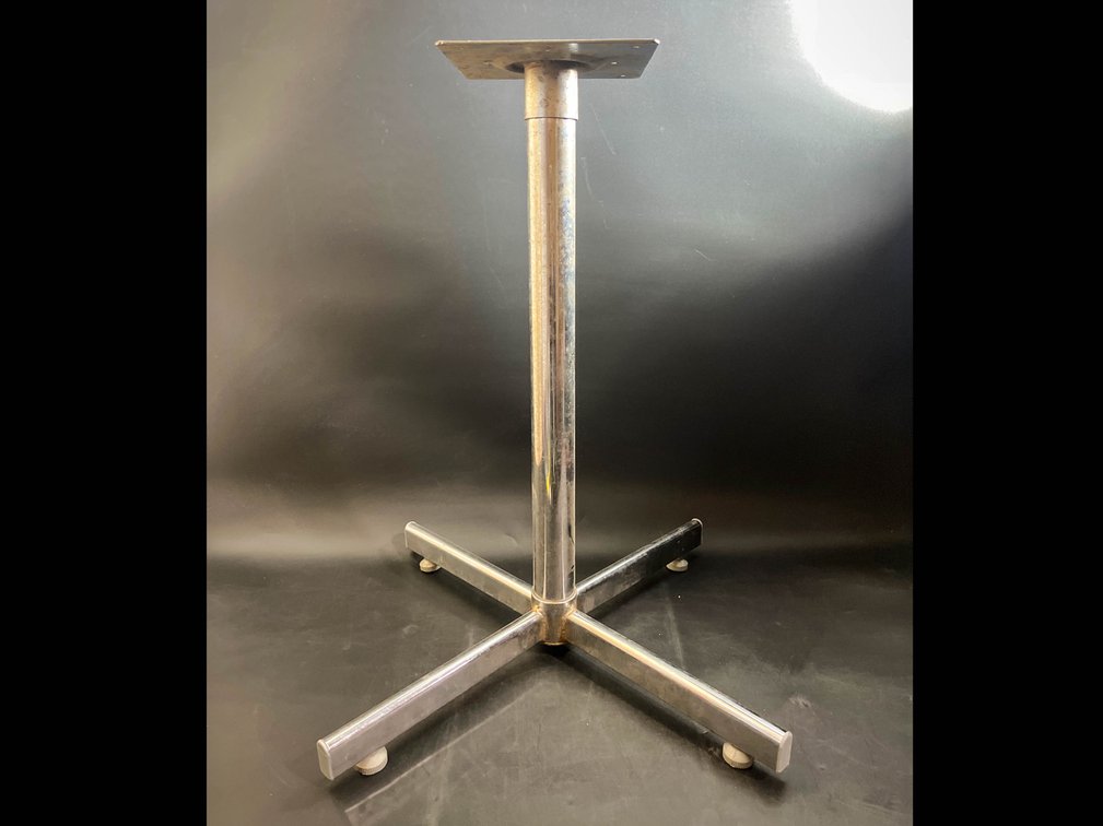Metal 26.5” table base 