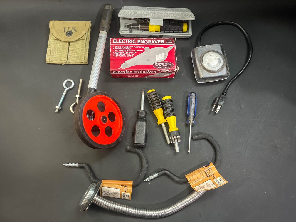 Electric Engraver and Tools
