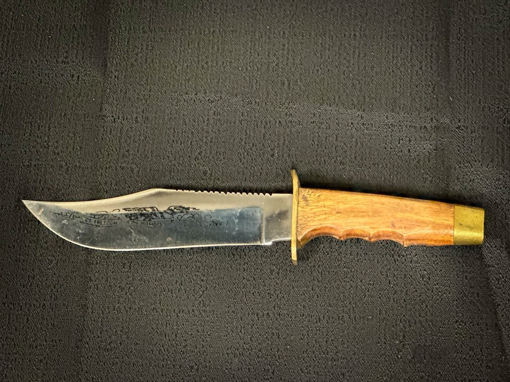 Pakistan Knife 6.5 Blade (has some rust)