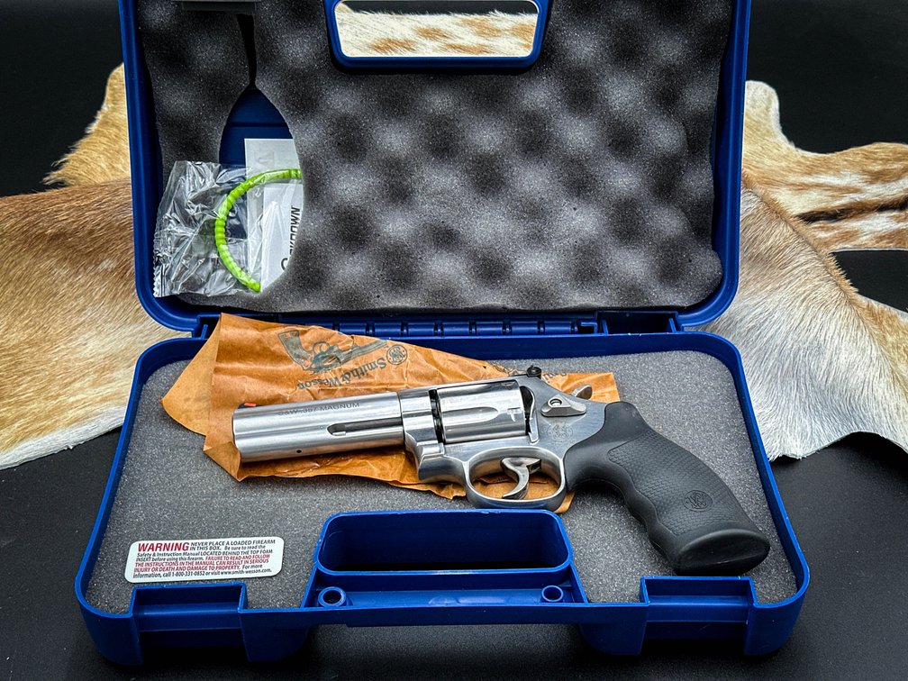 Smith & Wesson 686-6 .357 Cal Revolver