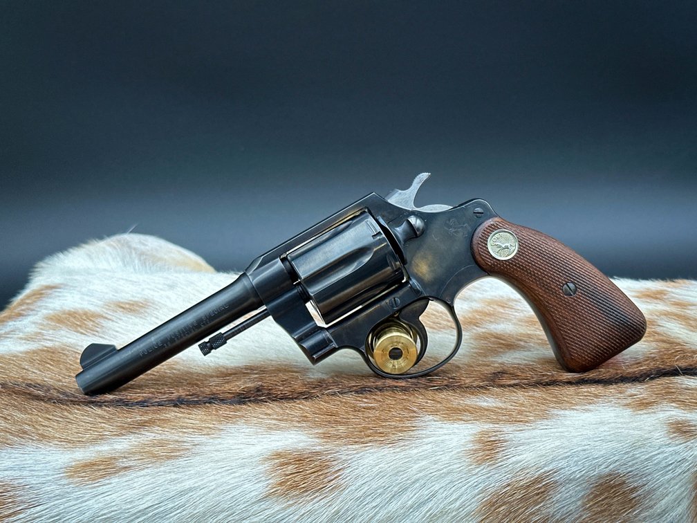 Colt 38 Special CTG Police Positive Special, 95% condition, very tight action per consignor,  not fired much, zipper bag