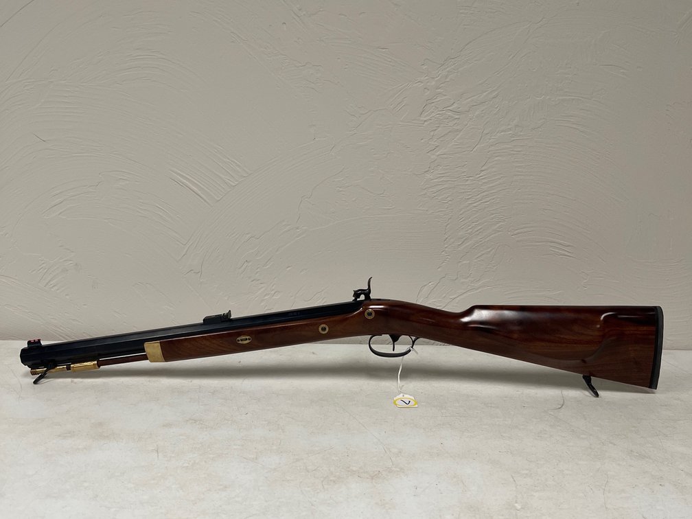 Pedersoli Black powder, 50 caliber, octogon 24” twist barrel