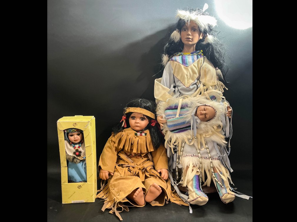 Native American Dolls