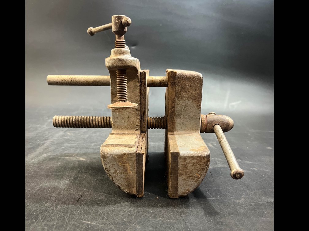 Stanley No. 700 Woodworking vise