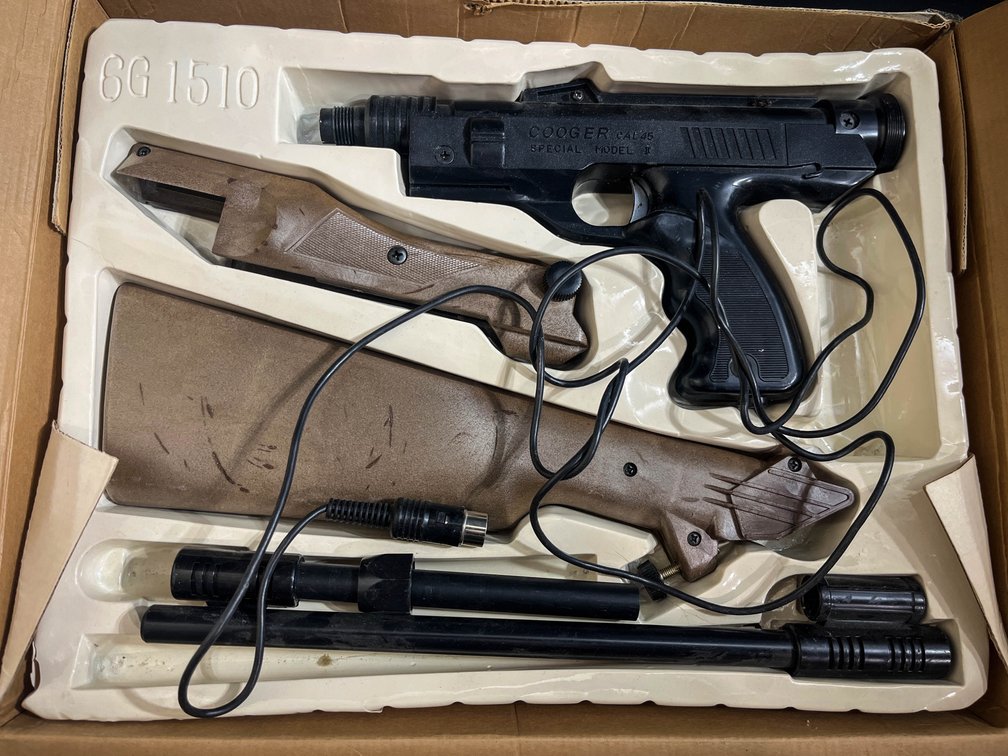 Vintage Lloyd’s TV Sports 802 video Game Console Rifle