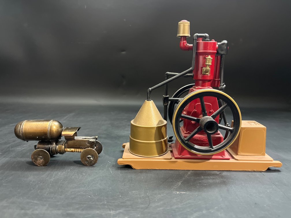 vintage 1994 Ertl IHC Titan gas engine, a 1/8 scale die-cast model, handmade tanker truck sculpture 