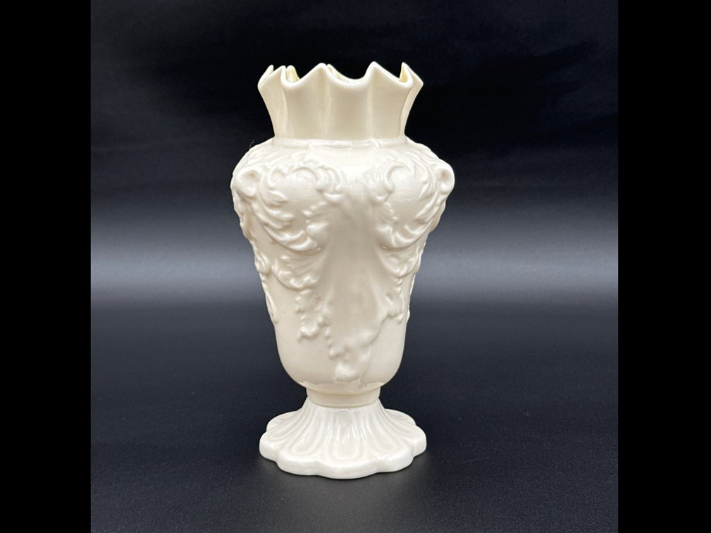 BELLEEK (IRELAND) Porcelain Rathmore Vase