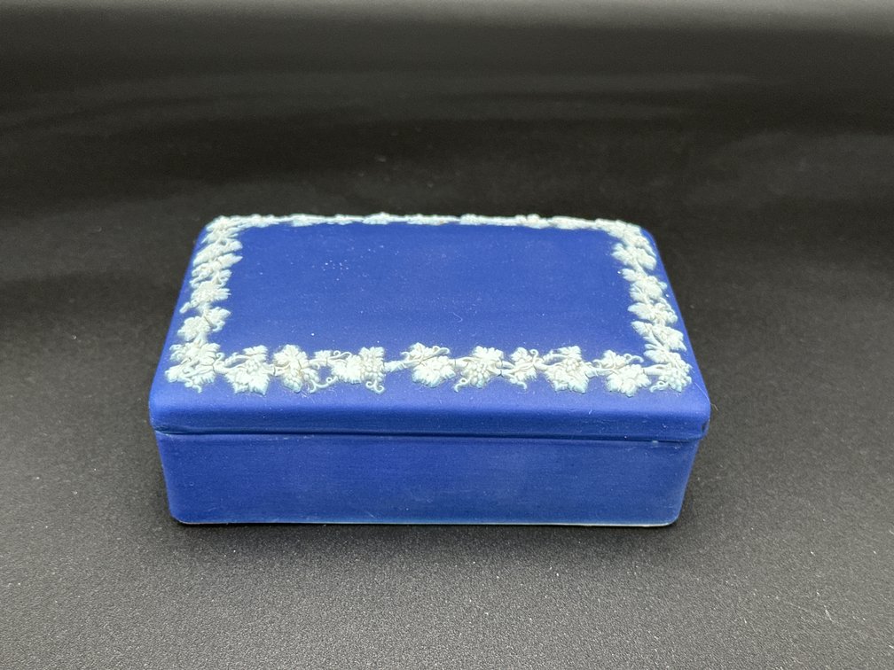 Wedgwood Jasperware Trinket Box