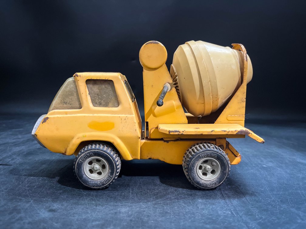 vintage Tonka cement mixer truck 1970s