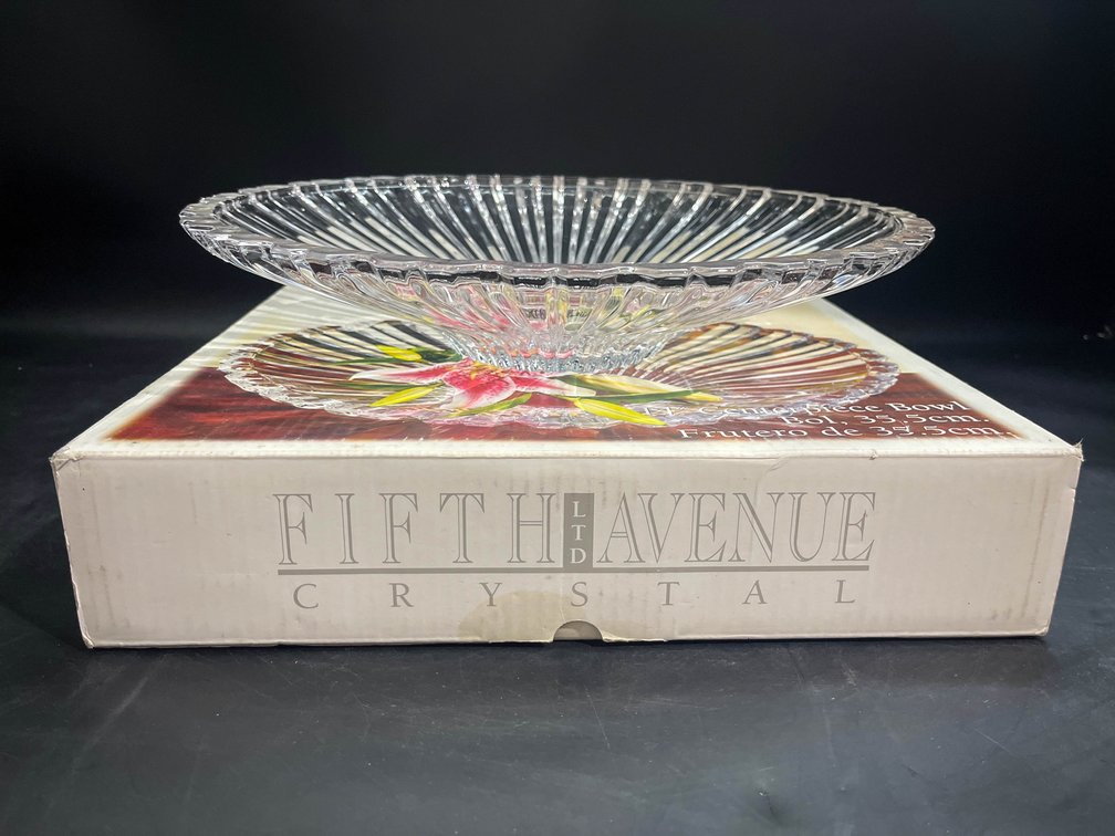 Fifth Avenue Crystal LTD 14” Centerpiece bowl 