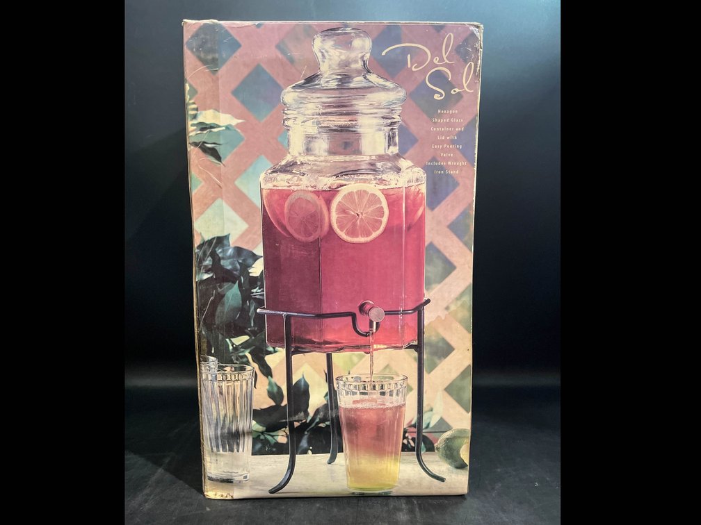 Del Sol Glass 6qt drink dispenser 