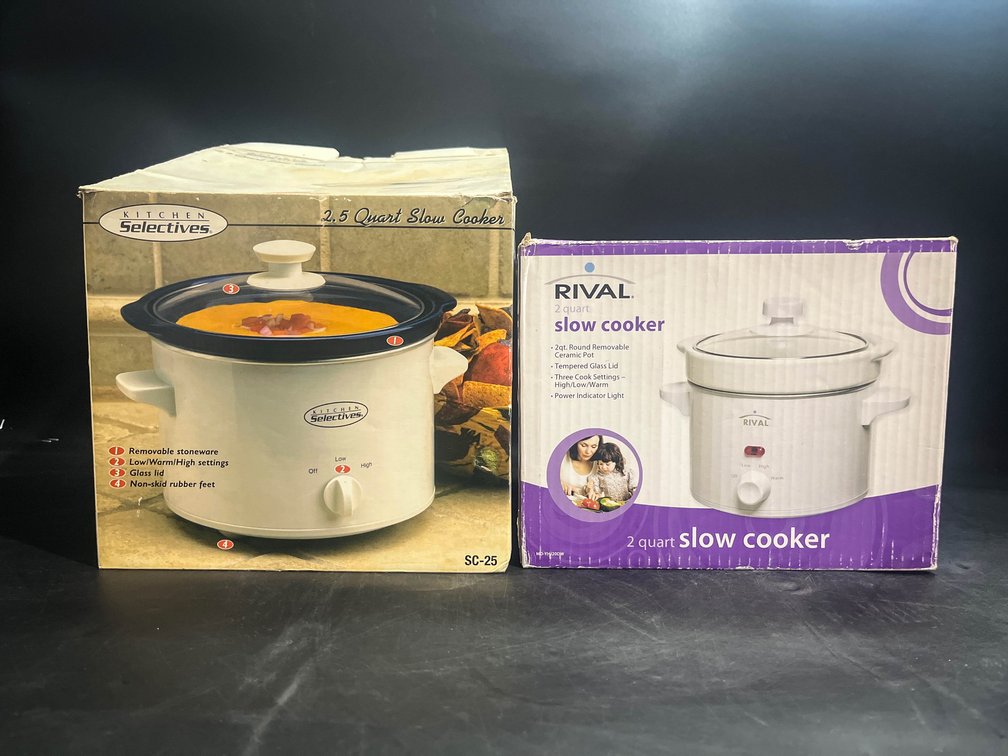 Kitchen selectives 2.5qt, and Rival 2qt slow cookers