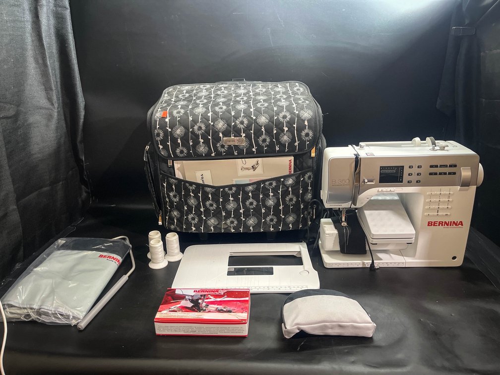 Bernina B 350 Sewing Machine with Travel Case