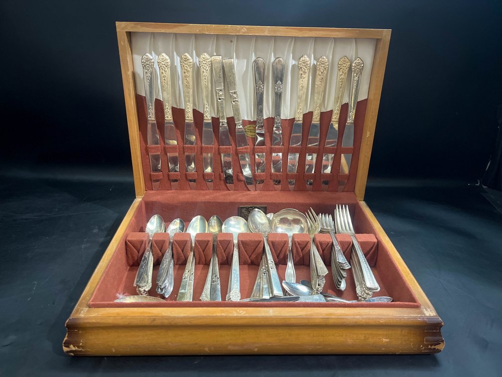 Silver-Plated Flatware Set With Wooden Case