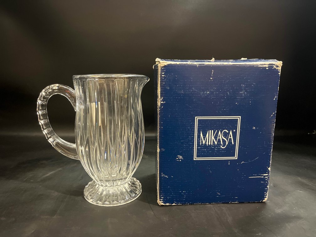 Mikasa Park Lane Footed Pitcher
