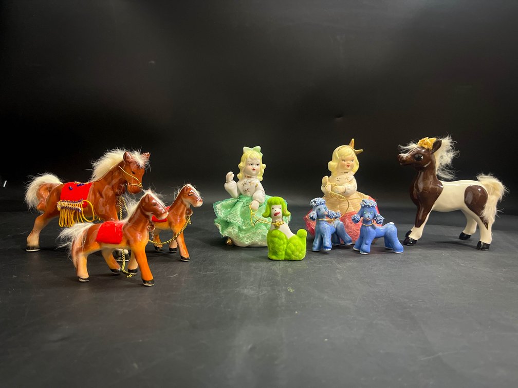 Collectable porcelain japan figurines